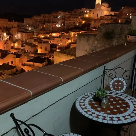 L' Infinito Dei Sassi 4*