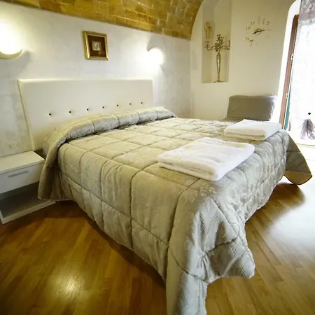 L' Infinito Dei Sassi Penzion 4*