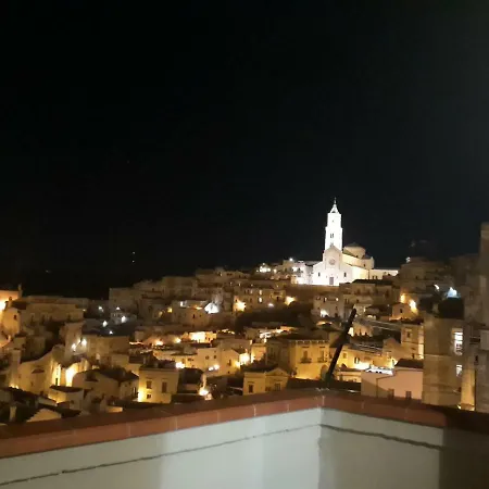 L' Infinito Dei Sassi 4*