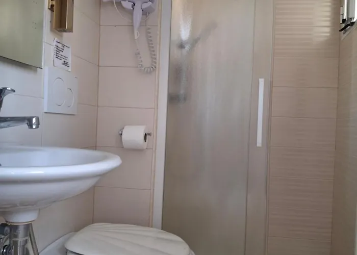 L' Infinito Dei Sassi Affittacamere 4*